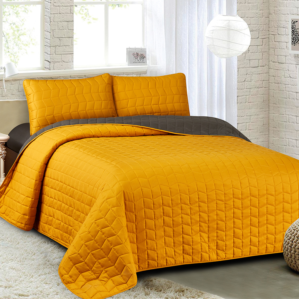 99.99% Polyester Solid Reversible Quilt Bed Cover 3-Pieces Set